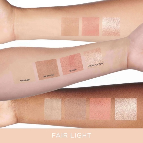 PUR Cosmetics 4 in 1 Skin Perfecting Powders Face Palette in Fair Light - Picture 2 of 10